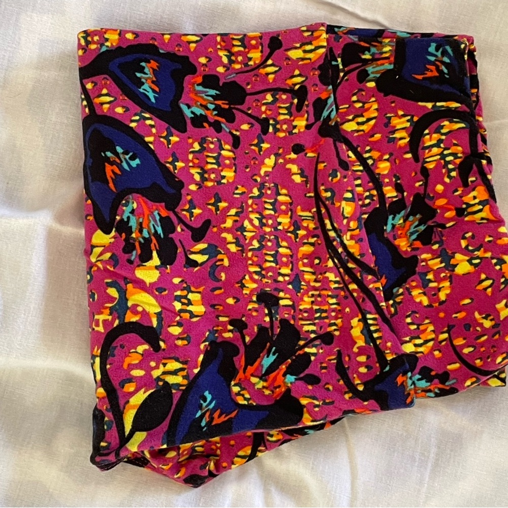 LuLaRoe leggings - NWT - TC Gorgeous print
